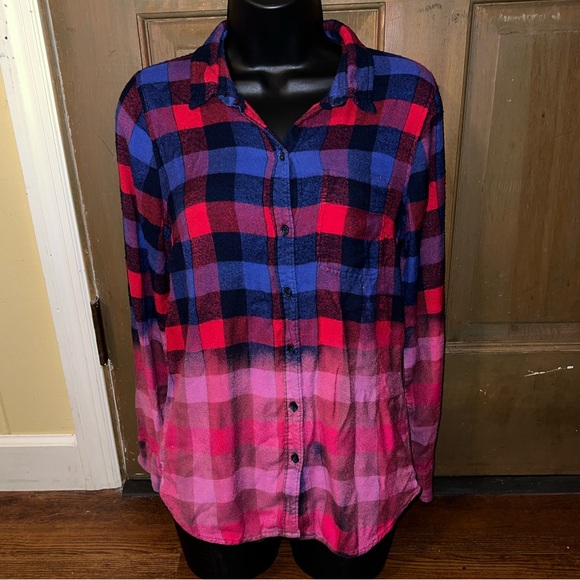 ⭐️Lucky Brand Red & Blue Plaid Button Up Pink Ombre Long Sleeve Shirt Size S - Picture 4 of 11